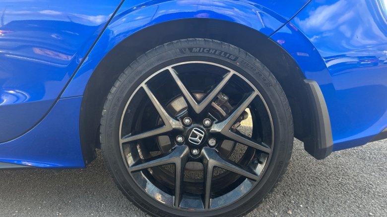 Honda Civic 2.0 eHEV Advance 5dr CVT Hybrid Hatchback